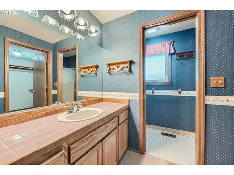 4603 Heritage Lane Lake Oswego OR 97035