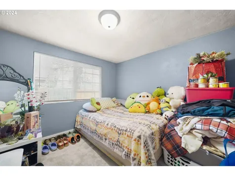 420 N 16th Street Cottage Grove OR 97424