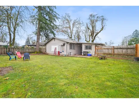 420 N 16th Street Cottage Grove OR 97424