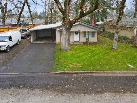 420 N 16th Street Cottage Grove OR 97424