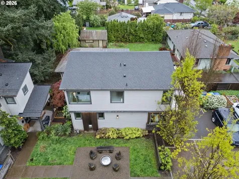 7667 SE Sherman Court Portland OR 97215