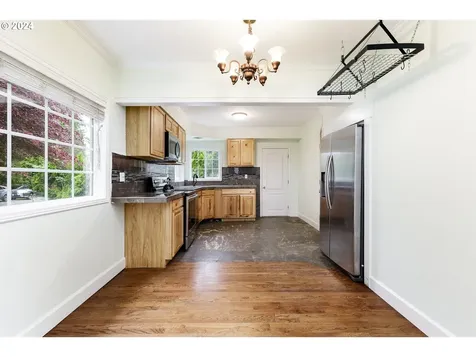 6720 Ne 63rd Avenue Portland OR 97218