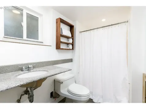 6720 Ne 63rd Avenue Portland OR 97218