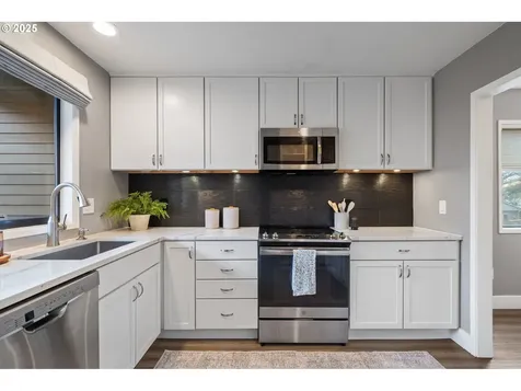 57 Greenridge Court Lake Oswego OR 97035