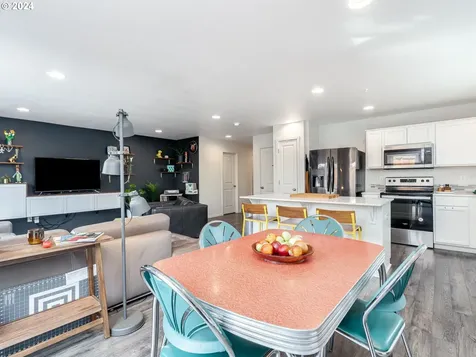 2046 S Meadowlark Loop Ridgefield WA 98642