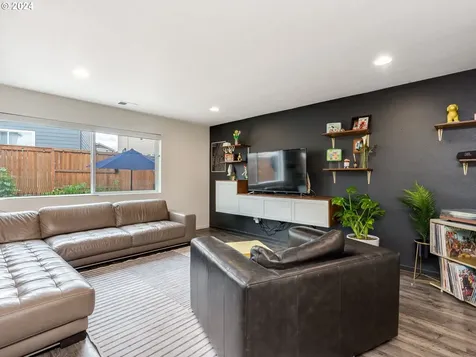2046 S Meadowlark Loop Ridgefield WA 98642