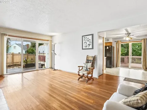 14633 SE Taylor Court Portland OR 97233