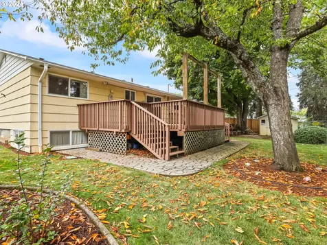 14633 SE Taylor Court Portland OR 97233