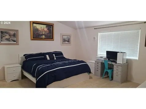 74 Park Village Drive Florence OR 97439