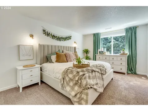 6834 Se 68th Court Hillsboro OR 97123