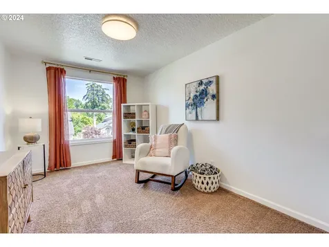 6834 Se 68th Court Hillsboro OR 97123
