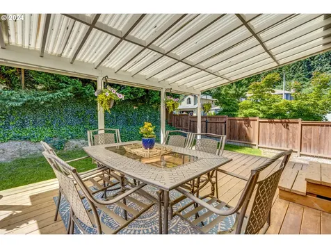 6834 Se 68th Court Hillsboro OR 97123