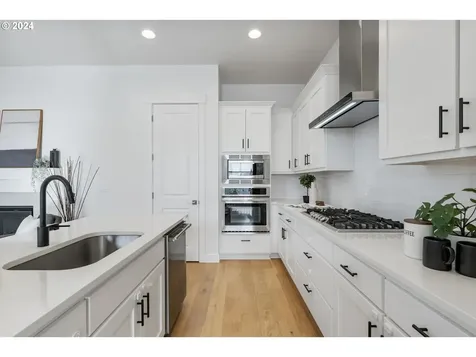 6938 SE Skipper Lane Hillsboro OR 97123