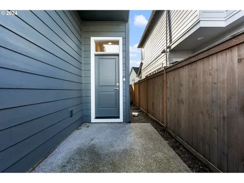 6938 SE Skipper Lane Hillsboro OR 97123