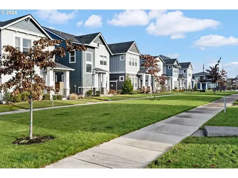 6938 SE Skipper Lane Hillsboro OR 97123