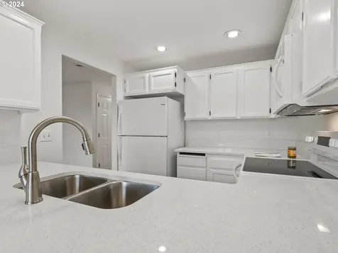 6703 SE Ariel Street Hillsboro OR 97123