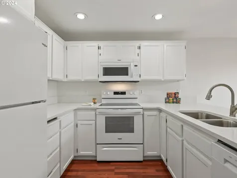 6703 SE Ariel Street Hillsboro OR 97123