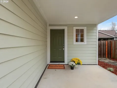 6703 SE Ariel Street Hillsboro OR 97123