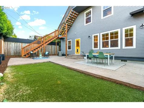 5426 Ne 32nd Place Portland OR 97211