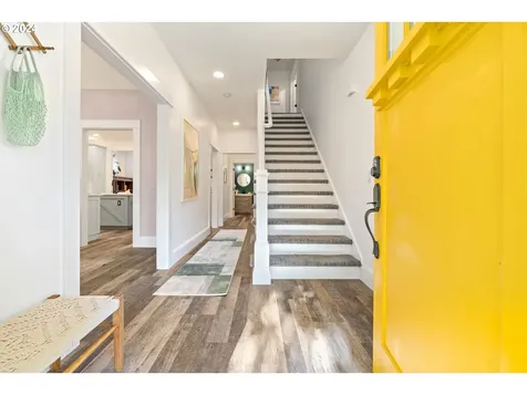 5426 Ne 32nd Place Portland OR 97211