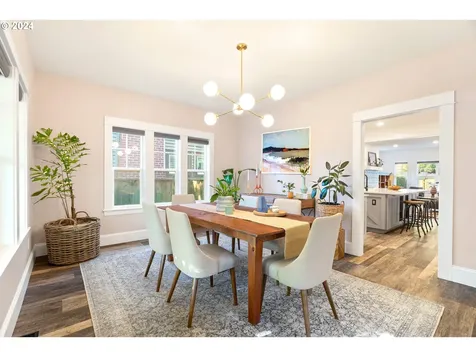 5426 Ne 32nd Place Portland OR 97211