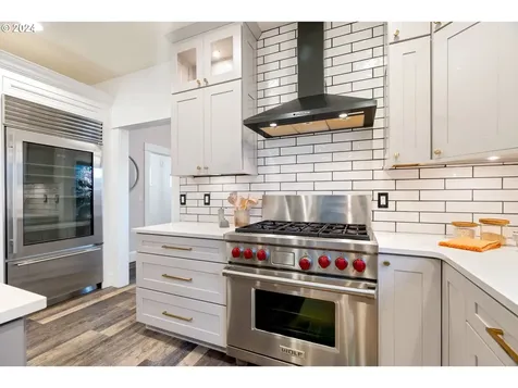5426 Ne 32nd Place Portland OR 97211