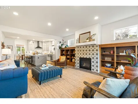 5426 Ne 32nd Place Portland OR 97211
