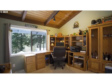 89915 Ben Bunch Road Florence OR 97439