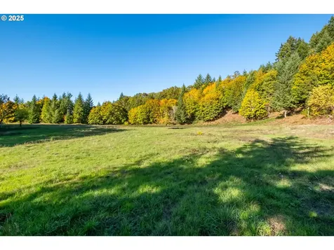 4204 Riverdale Road S Salem OR 97302