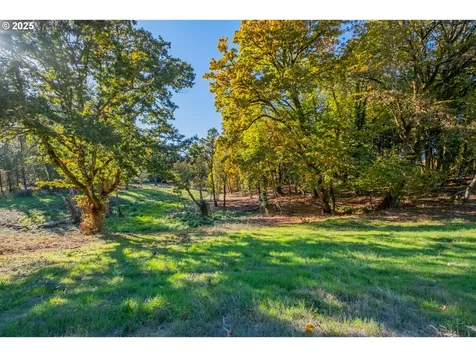 4204 Riverdale Road S Salem OR 97302