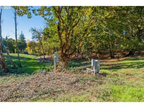 4204 Riverdale Road S Salem OR 97302