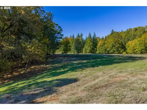 4204 Riverdale Road S Salem OR 97302