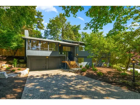 3310 Sw 70th Avenue Portland OR 97225
