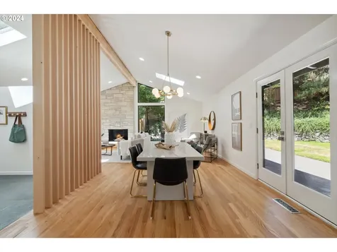 3310 Sw 70th Avenue Portland OR 97225