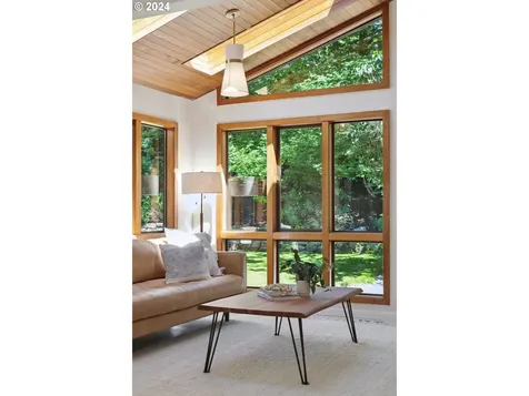 3310 Sw 70th Avenue Portland OR 97225