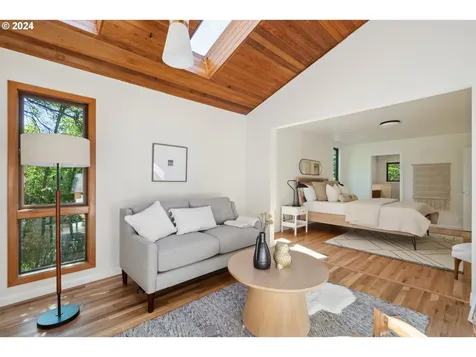 3310 Sw 70th Avenue Portland OR 97225