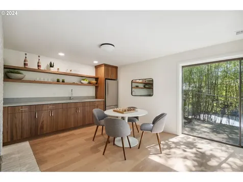 3310 Sw 70th Avenue Portland OR 97225