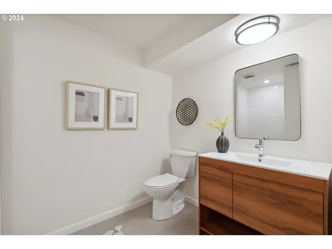 3310 Sw 70th Avenue Portland OR 97225