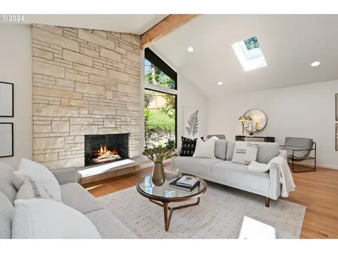 3310 Sw 70th Avenue Portland OR 97225