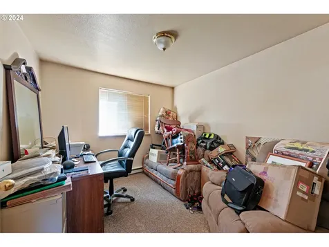 1891 17th Street Springfield OR 97477