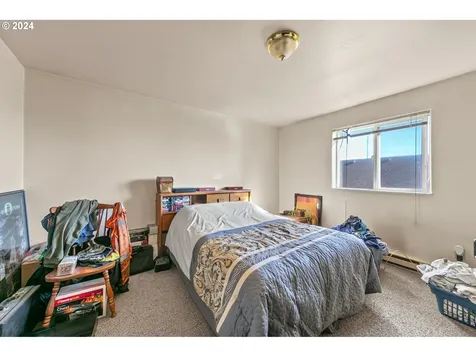 1891 17th Street Springfield OR 97477