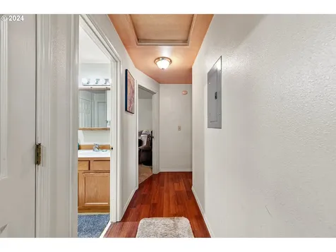 1891 17th Street Springfield OR 97477