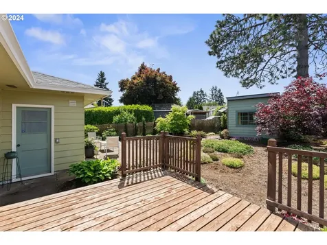 179 Mccarver Avenue Oregon City OR 97045