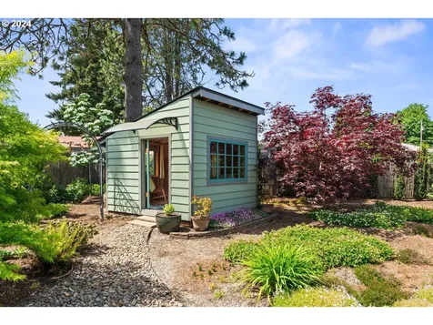 179 Mccarver Avenue Oregon City OR 97045