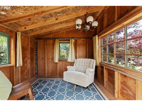 179 Mccarver Avenue Oregon City OR 97045