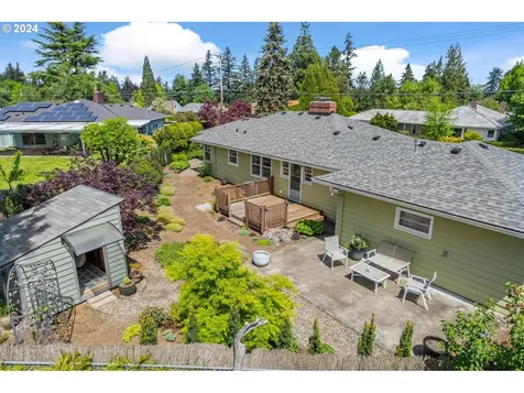 179 Mccarver Avenue Oregon City OR 97045