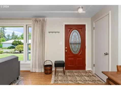 179 Mccarver Avenue Oregon City OR 97045