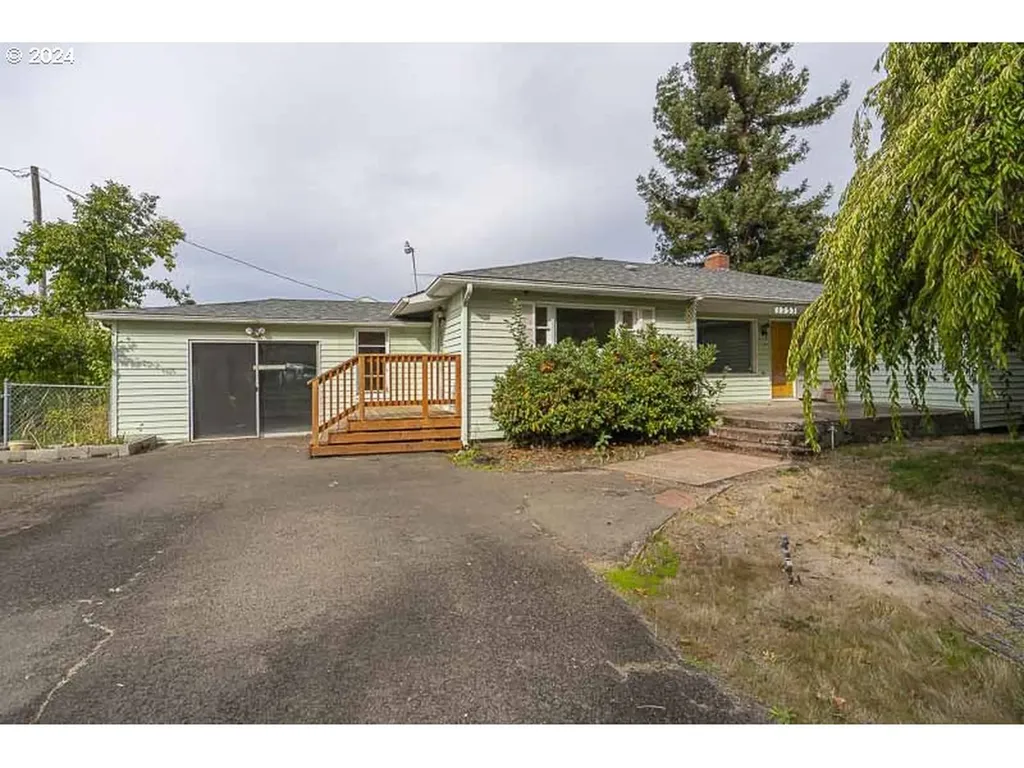 1753 Chemawa Road NE Keizer OR 97303