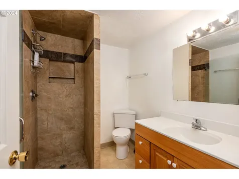 1993 E 17th Avenue Eugene OR 97403