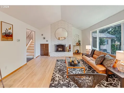 4105 Nw Carlton Court Portland OR 97229
